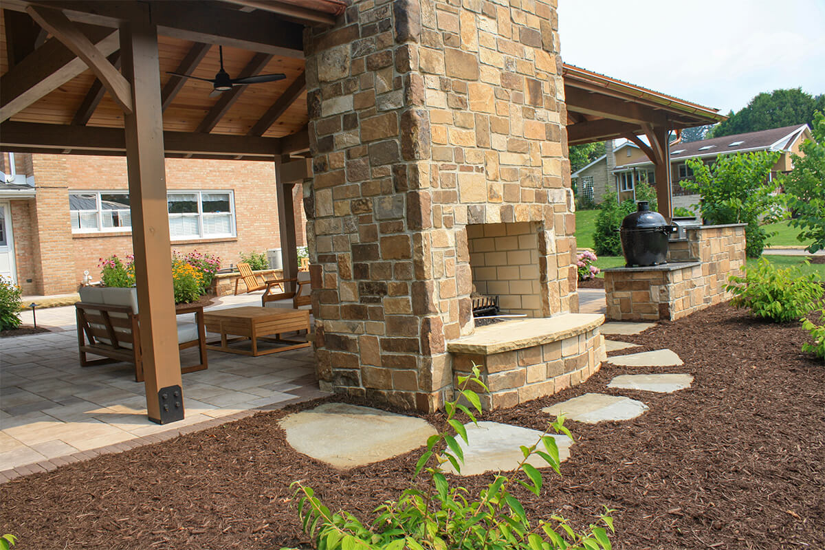 rustic-retreat with fireplace